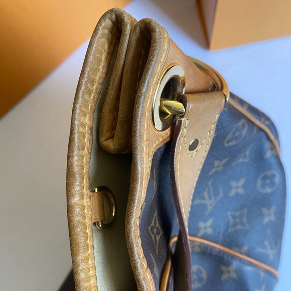 💎RARE💎 Authentic Galleria PM - Picture 12 of 16